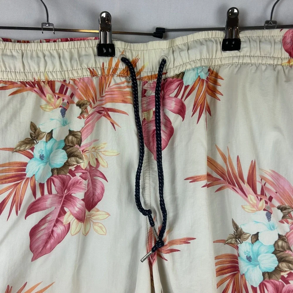 Tommy Bahama Relax Mens XL Swim Trunks‎ Tropical Floral Cargo Board Shorts Cream